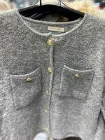 Cargar imagen en el visor de la galería, Suéter tipo chaqueta Bella
